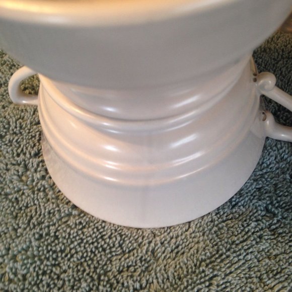 VTG Franciscan Pottery Cream Soup Bowl Montecito Handled Satin Gray - USA - 7 - Picture 4 of 5